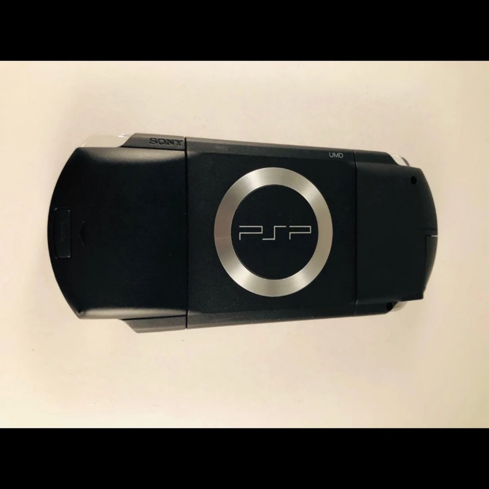 PSP bundle - Picture 5 of 5